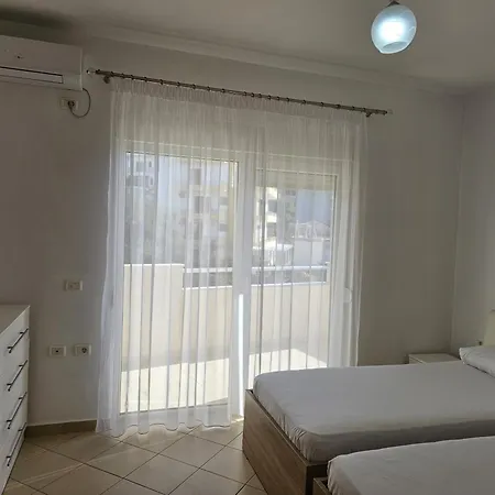 Two Bedroom With Sea View 100 * Sarandë