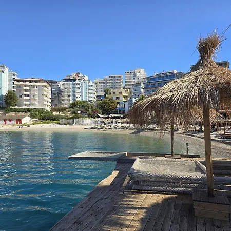 Apartmán Two Bedroom With Sea View 100 *