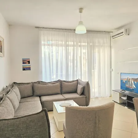 Two Bedroom With Sea View 100 Apartamento